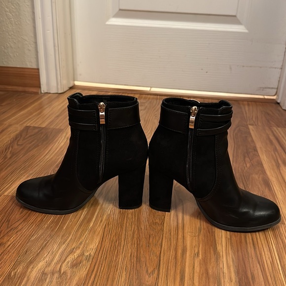 Black Limelight booties size 6.5 - Picture 7 of 9
